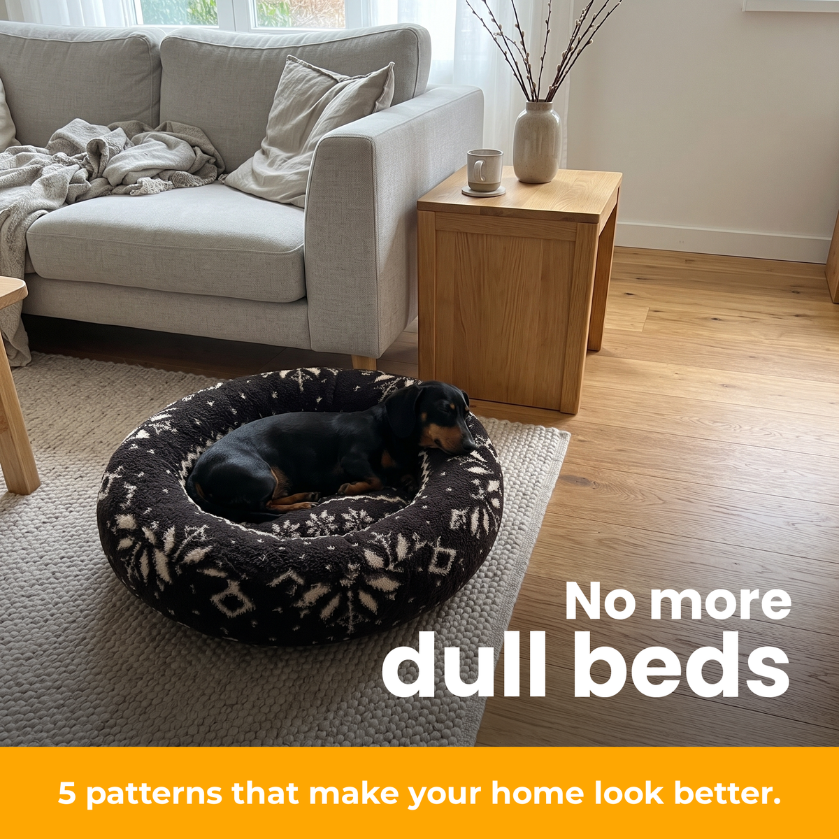 [en] CozyRing – Dachshund in the Snowflake Black bed in a living room